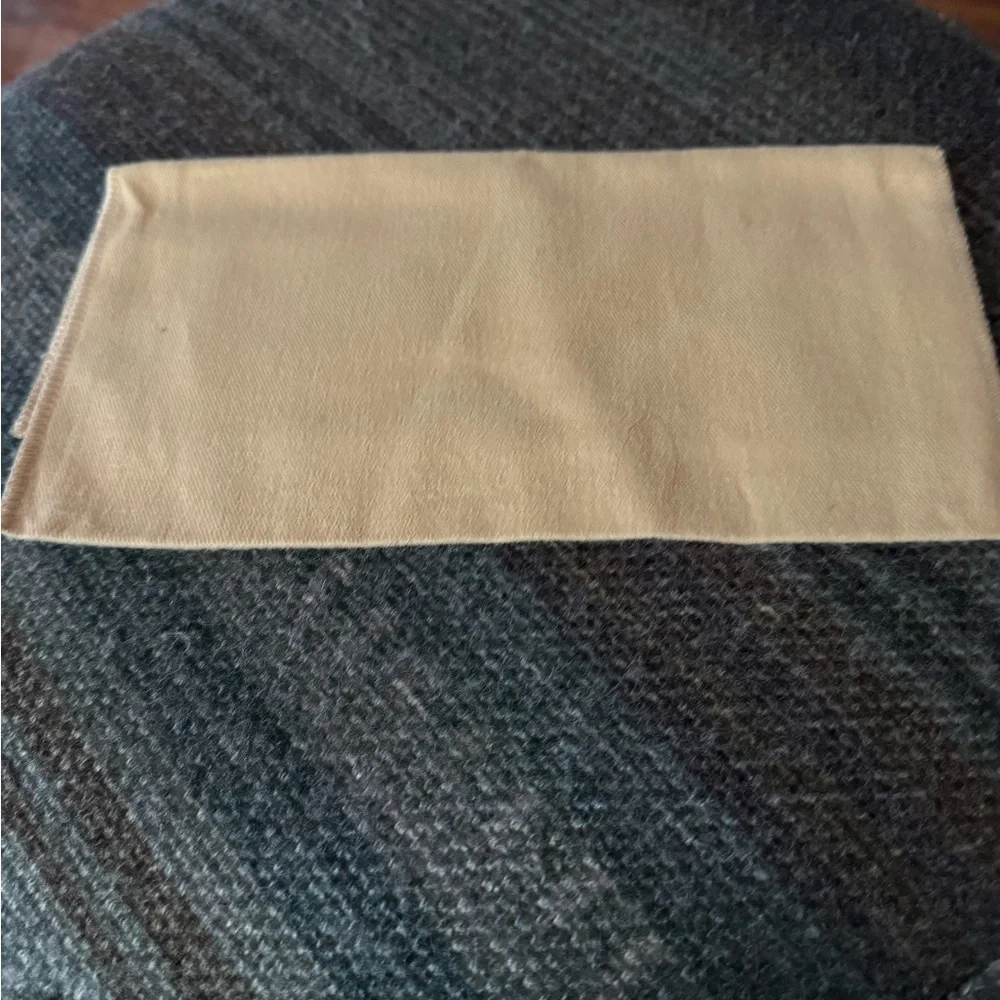 Louis Vuitton Dust Bag - Picture 3 of 3